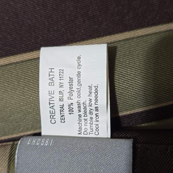 Shower Curtain - Picture 5 of 6